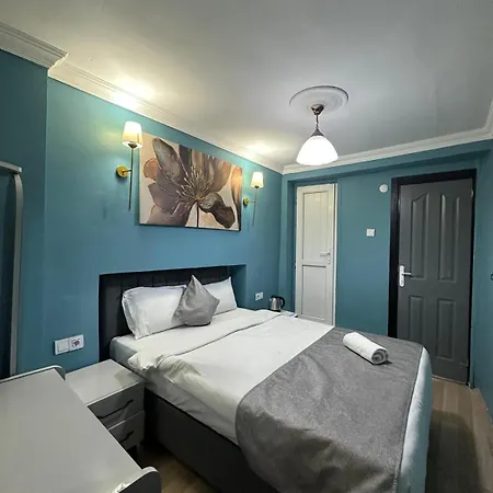 Ada Aparthotel *