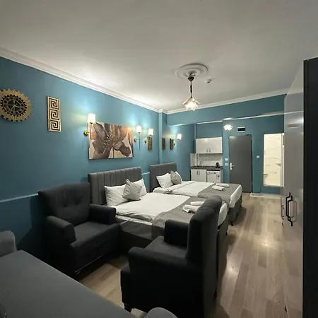 Ada Aparthotel *